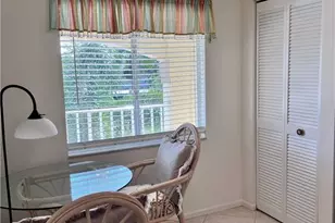 3685 Amberly Cir W, Naples, FL 34112 - Photo 4