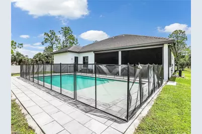 291 10th St SE, Naples, FL 34117 - Photo 34