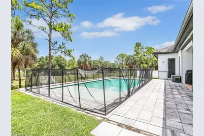 291 10th St SE, Naples, FL 34117 - Photo 36