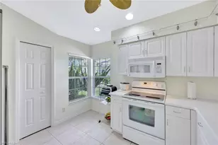 4910 Europa Dr, Naples, FL 34105 - Photo 6
