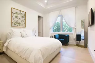 700 Wedge Dr, Naples, FL 34103 - Photo 14