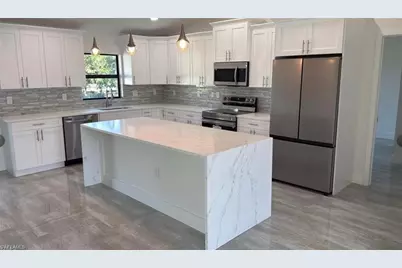 4210 35th St SW, Lehigh Acres, FL 33976 - Photo 8