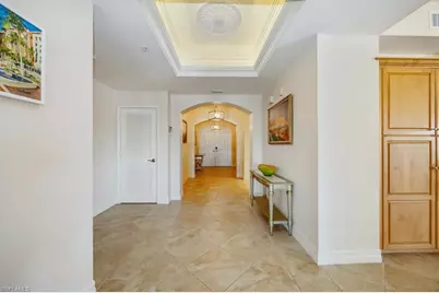 451 Bayfront Pl #5207, Naples, FL 34102 - Photo 2