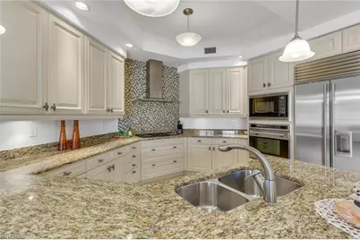 1540 5th Ave S #D303, Naples, FL 34102 - Photo 10