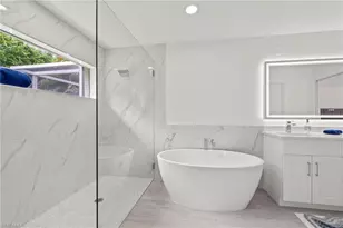 2050 Terrazzo Ln, Naples, FL 34104 - Photo 14