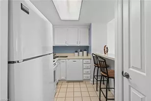 180 Seaview Ct, Marco Island, FL 34145 - Photo 18