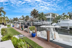 1300 Cobia Ct, Naples, FL 34102 - Photo 36