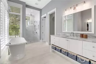 1300 Cobia Ct, Naples, FL 34102 - Photo 14
