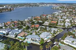 1300 Cobia Ct, Naples, FL 34102 - Photo 38