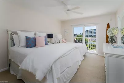 3450 Gulf Shore Blvd N #315, Naples, FL 34103 - Photo 12