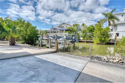 6008 Cypress Ln, Bonita Springs, FL 34134 - Photo 22