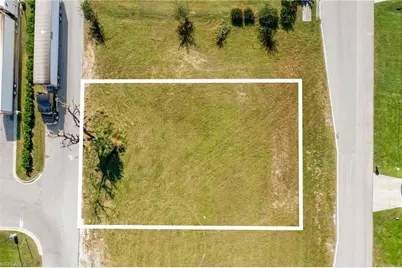 1523 SW 16th Ct, Cape Coral, FL 33991 - Photo 2