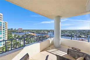 4451 Gulf Shore Blvd N, Naples, FL 34103 - Photo 22