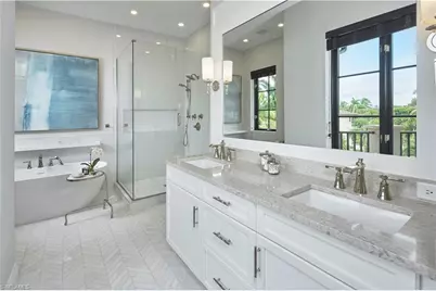 692 10th Ave S, Naples, FL 34102 - Photo 10