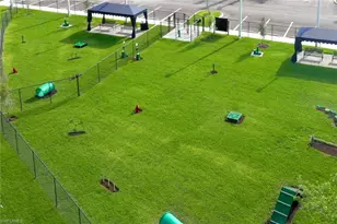 11805 Drake Ln, Naples, FL 34120 - Photo 8