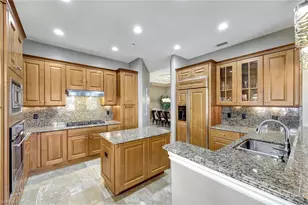 9293 Menaggio Ct, Naples, FL 34114 - Photo 10