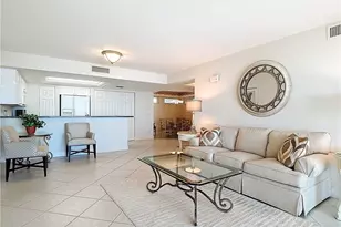 6849 Grenadier Blvd, Naples, FL 34108 - Photo 16