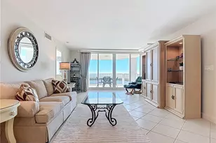 6849 Grenadier Blvd, Naples, FL 34108 - Photo 14