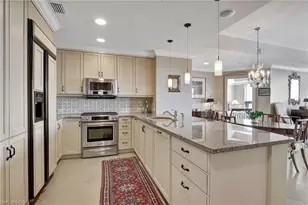 9115 Strada Pl, Naples, FL 34108 - Photo 4