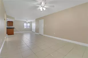 1350 Green Valley Cir, Naples, FL 34104 - Photo 4