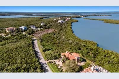 929 Whiskey Creek Dr, Marco Island, FL 34145 - Photo 28