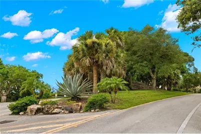 929 Whiskey Creek Dr, Marco Island, FL 34145 - Photo 18