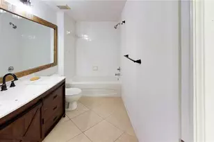 1210 Wildwood Lakes Blvd, Naples, FL 34104 - Photo 12