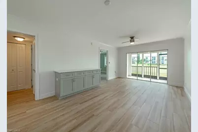 17 High Point Cir N #106, Naples, FL 34103 - Photo 6