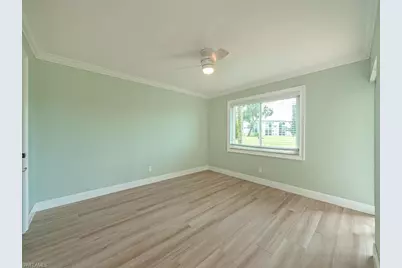 17 High Point Cir N #106, Naples, FL 34103 - Photo 8