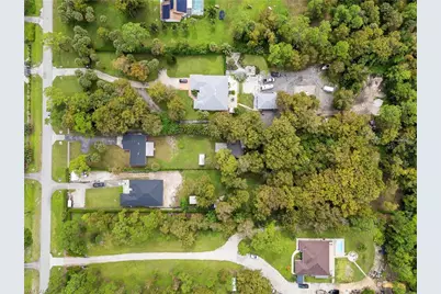 241 8th St SE, Naples, FL 34117 - Photo 38