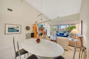 7654 Pebble Creek Cir, Naples, FL 34108 - Photo 4