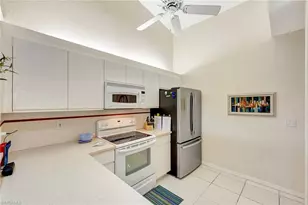 7654 Pebble Creek Cir, Naples, FL 34108 - Photo 16