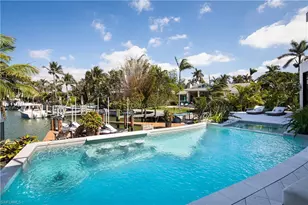 441 Mooring Line Dr, Naples, FL 34102 - Photo 24