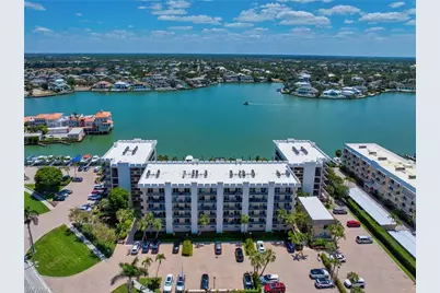 3500 Gulf Shore Blvd N #402, Naples, FL 34103 - Photo 2