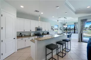 1685 Serrano Cir, Naples, FL 34105 - Photo 2