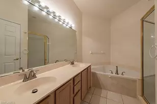 2110 Arielle Dr, Naples, FL 34109 - Photo 10