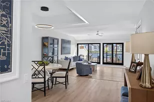 111 La Peninsula Blvd, Naples, FL 34113 - Photo 6