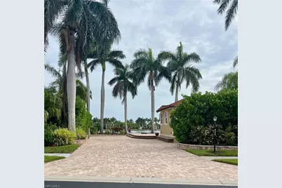 4509 Southern Breeze Dr, Naples, FL 34114 - Photo 2