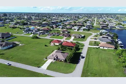 3325 NW 8th Ter, Cape Coral, FL 33993 - Photo 4