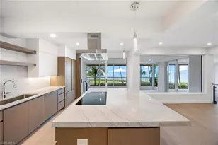 4301 Gulf Shore Blvd N, Naples, FL 34103 - Photo 14