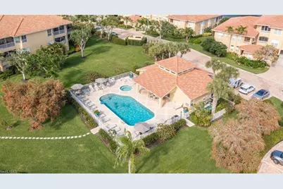 1855 Les Chateaux Blvd #302, Naples, FL 34109 - Photo 6