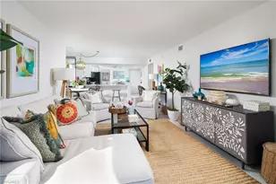 10562 Gulf Shore Dr, Naples, FL 34108 - Photo 12