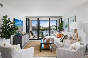 10562 Gulf Shore Dr, Naples, FL 34108 - Photo 1