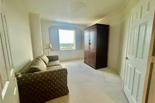 8990 Bay Colony Dr, Naples, FL 34108 - Photo 22