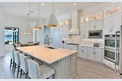 11351 Venetian Lagoon Dr, Fort Myers, FL 33913 - Photo 16
