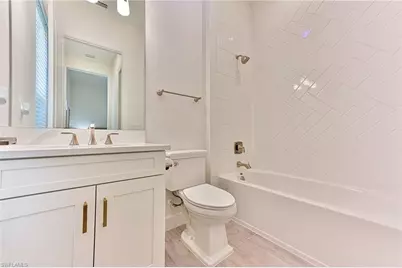 11351 Venetian Lagoon Dr, Fort Myers, FL 33913 - Photo 28