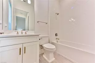 11351 Venetian Lagoon Dr, Fort Myers, FL 33913 - Photo 28