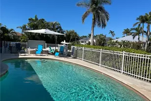 677 18th Ave S, Naples, FL 34102 - Photo 18