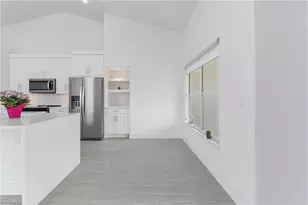 6626 Cutty Sark Ln, Naples, FL 34104 - Photo 12