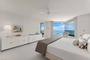 5555 Heron Point Dr, Naples, FL 34108 - Photo 16